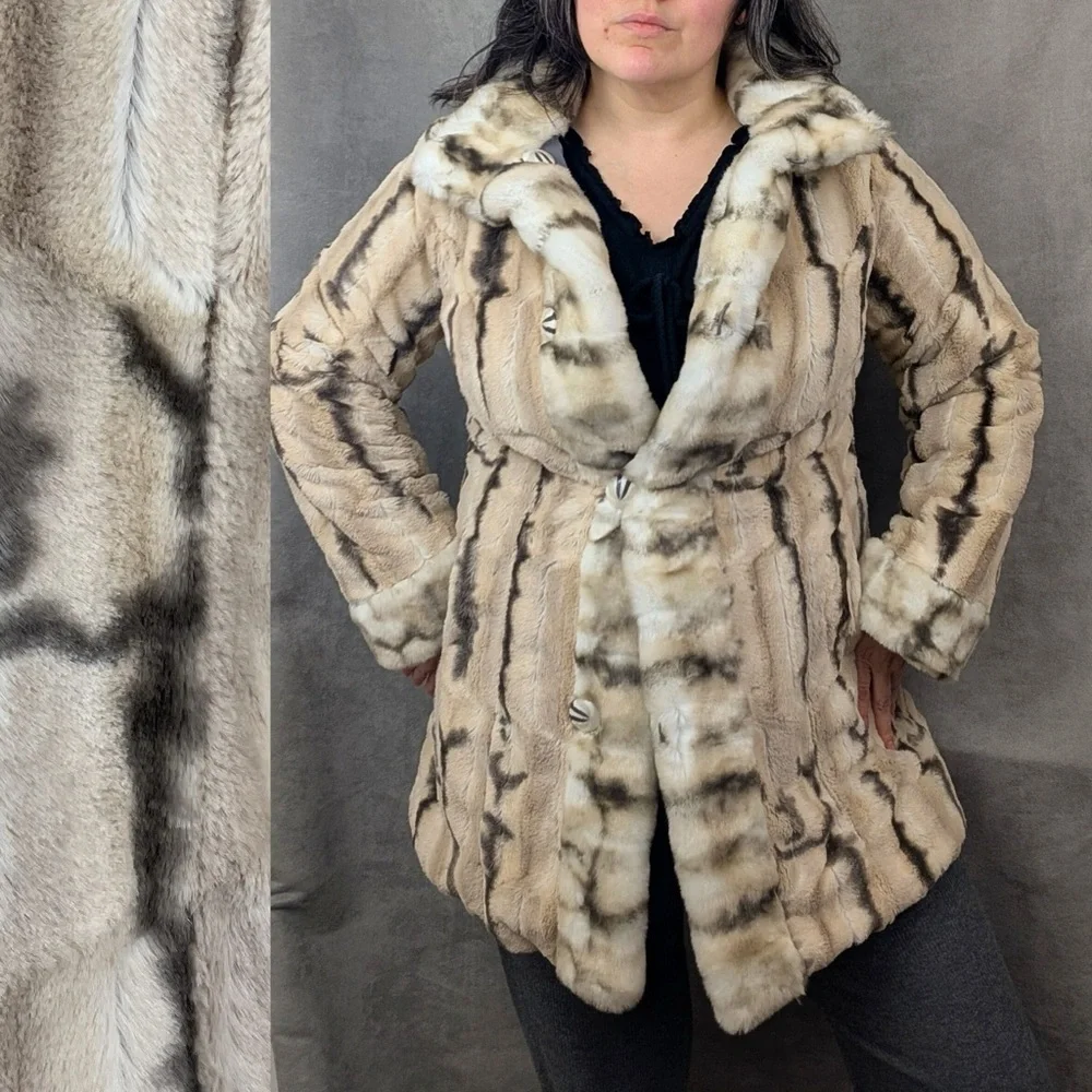 Hal Rubenstein Women's Reversible Faux Fur Coat size Medium Animal Print - Picture 5 of 16
